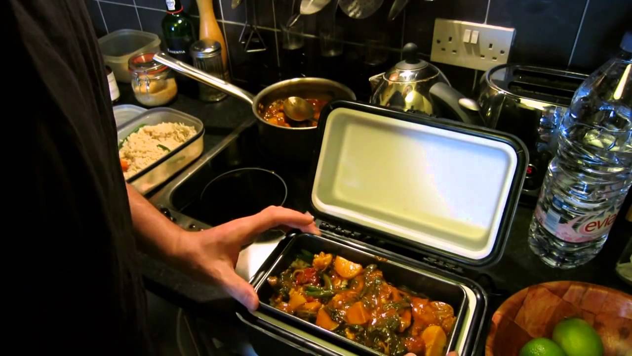 RoadPro 12v Portable In Car Stove Cooker Heater review by Stormcab